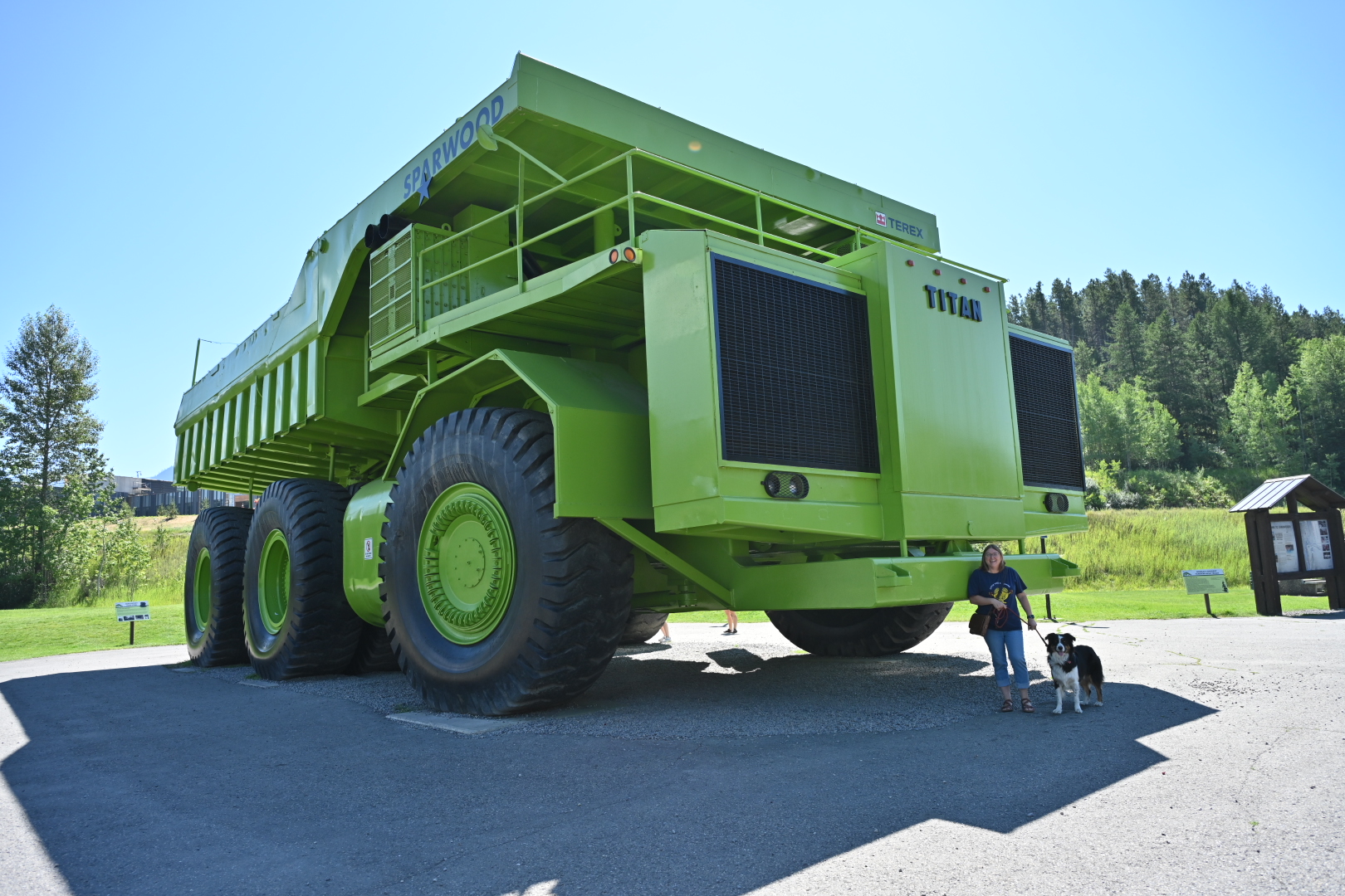 World's largest truck in Sparwood