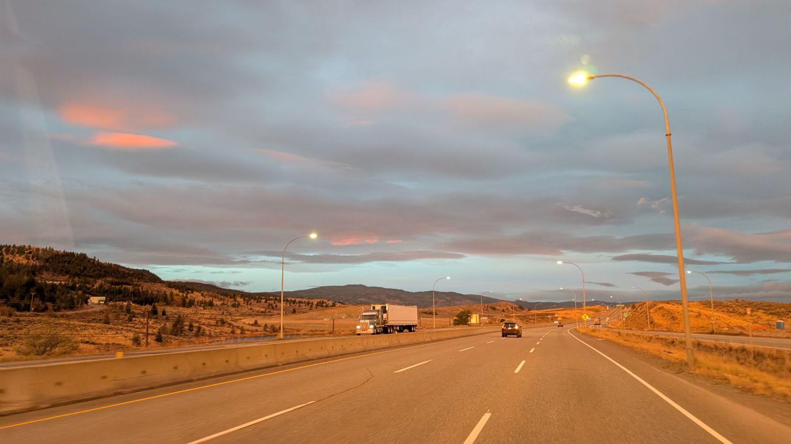 PXL_20251023_143132498.RAW-01.COVER